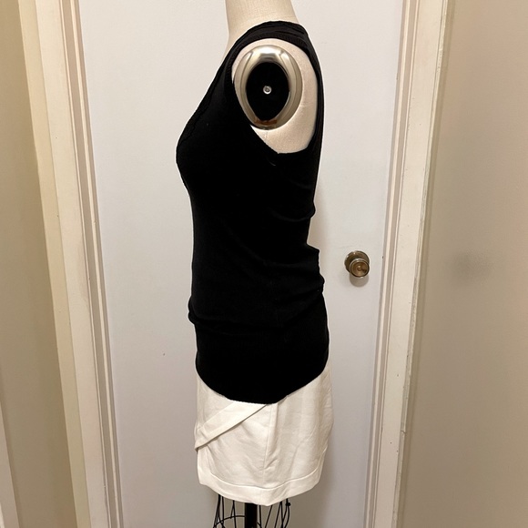 Lace Trim V-Neck Sweater Vest - Picture 3 of 5